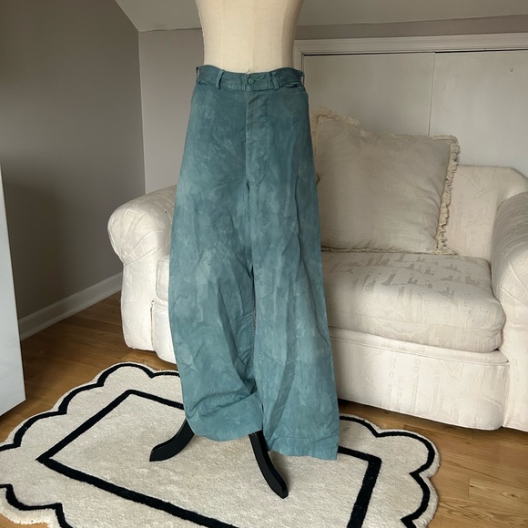 distressed baggy fit trousers - Picture 3 of 7